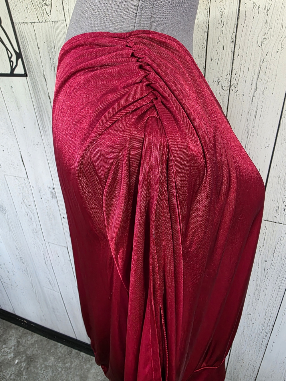 Moda International Raspberry One Shoulder Split Sleeve Top Size Large - Picture 4 of 9